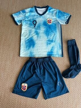 Kids HAALAND  Tie-Dye Soccer Jersey Kit - Size 28